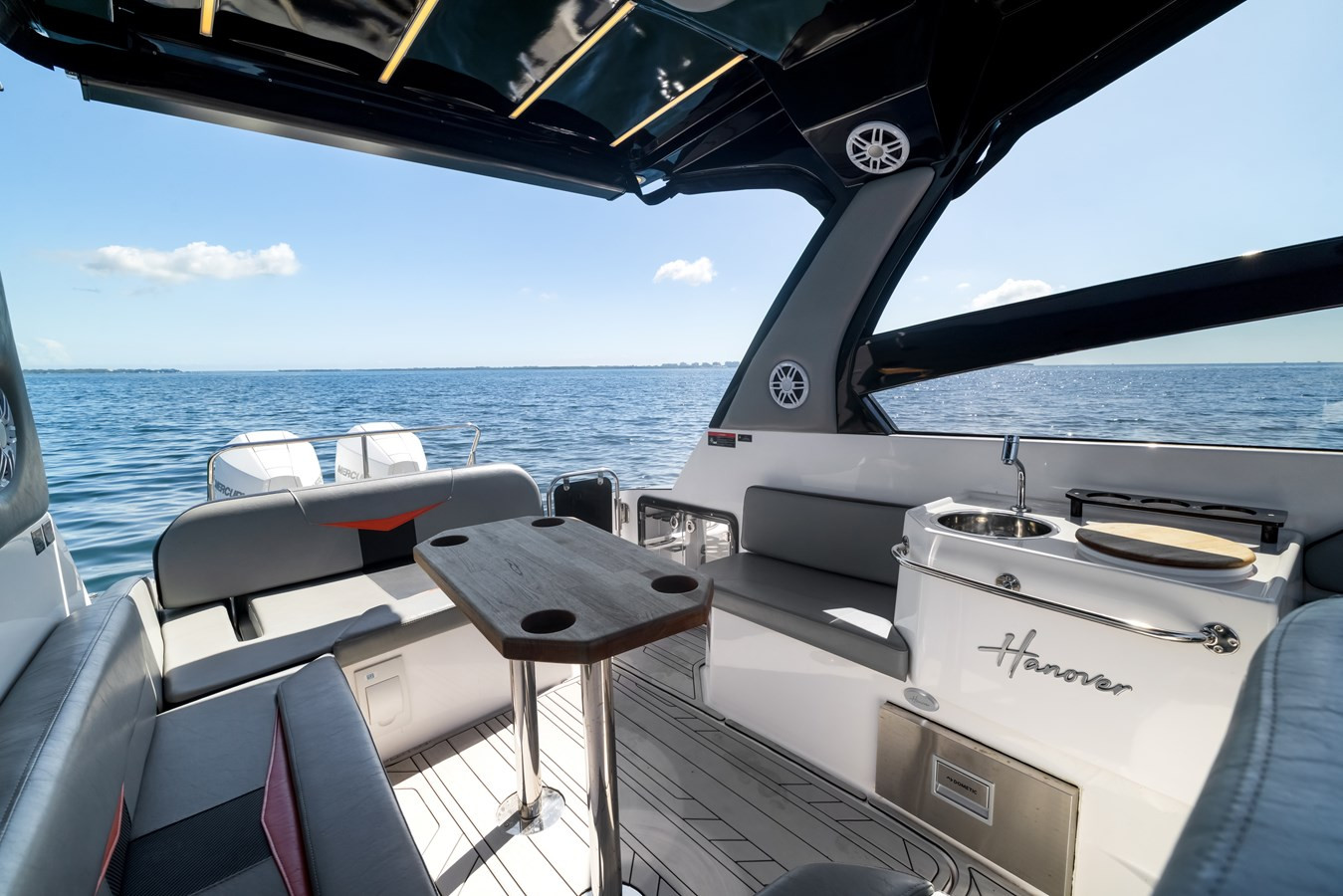 https://arconyachts.ams3.digitaloceanspaces.com/179781/conversions/large_4840428-optimize.jpg