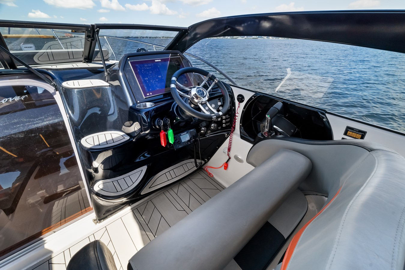 https://arconyachts.ams3.digitaloceanspaces.com/179793/conversions/large_4840433-optimize.jpg