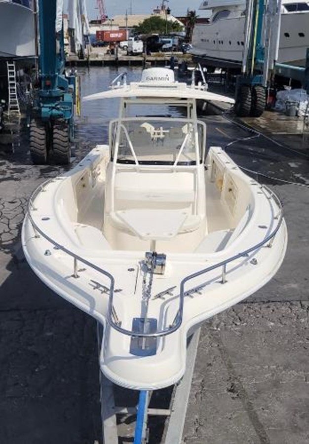 https://arconyachts.ams3.digitaloceanspaces.com/180062/conversions/large_4376883-optimize.jpg