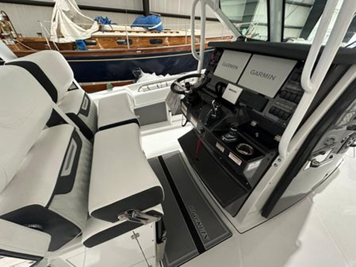 https://arconyachts.ams3.digitaloceanspaces.com/180093/conversions/large_4599027-optimize.jpg