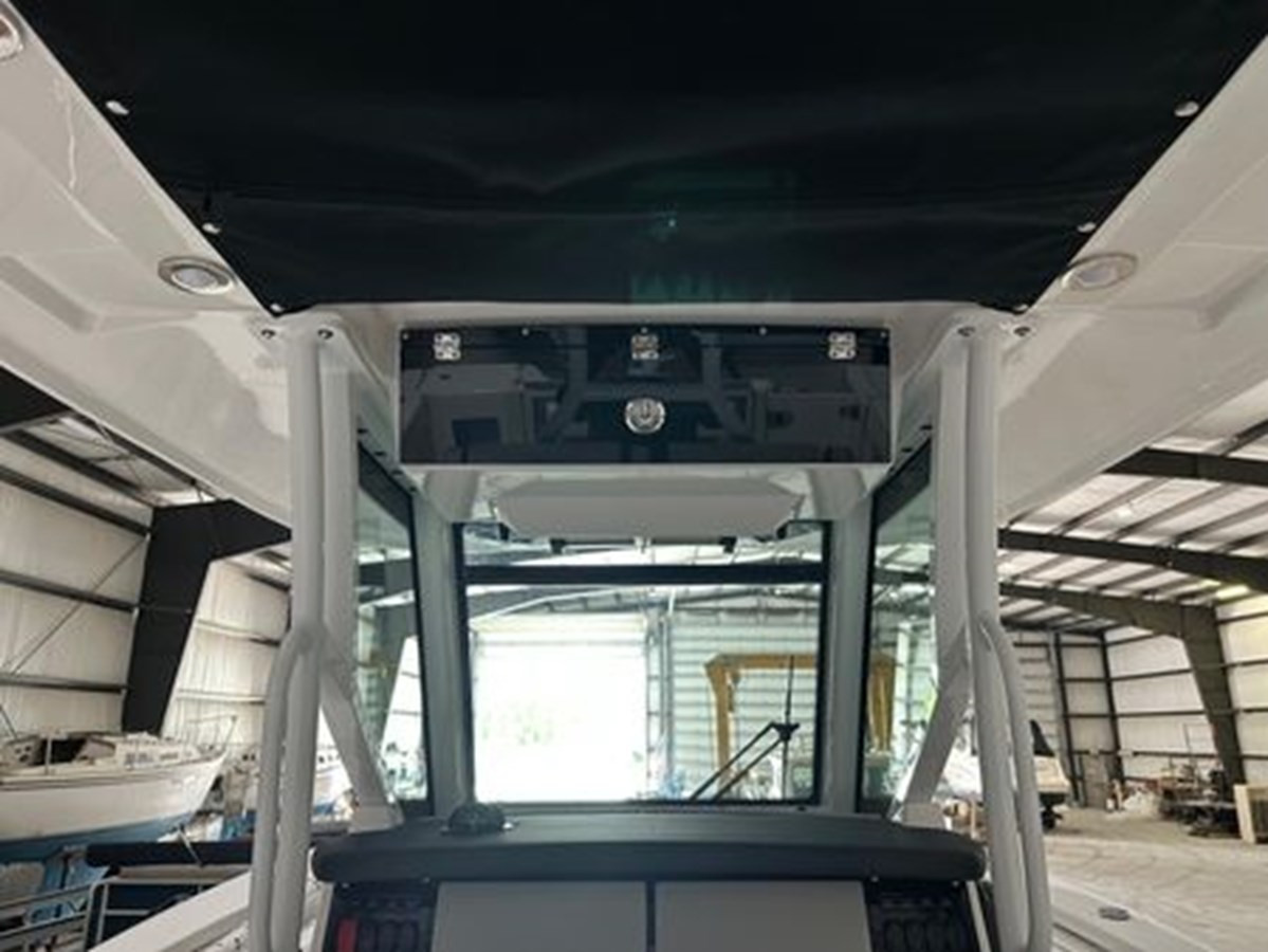 https://arconyachts.ams3.digitaloceanspaces.com/180104/conversions/large_4599031-optimize.jpg