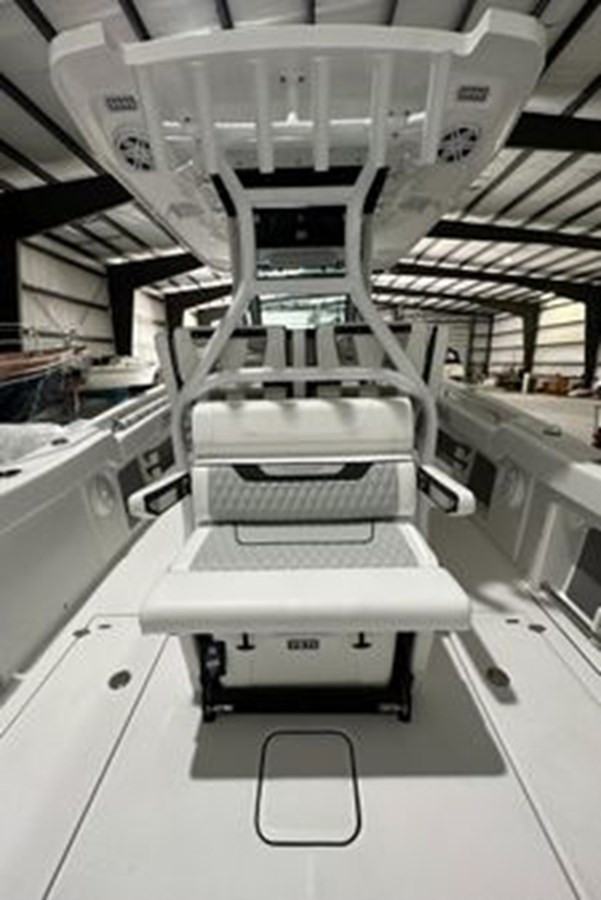 https://arconyachts.ams3.digitaloceanspaces.com/180130/conversions/large_4599040-optimize.jpg