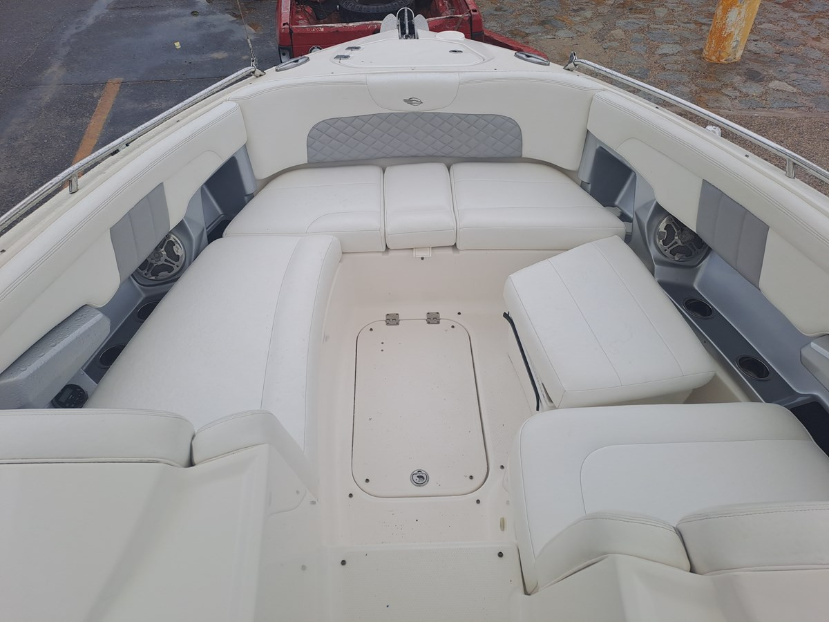 https://arconyachts.ams3.digitaloceanspaces.com/180237/conversions/large_4363123-optimize.jpg