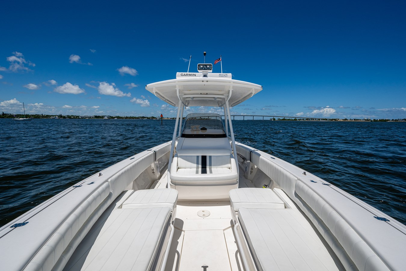 https://arconyachts.ams3.digitaloceanspaces.com/180322/conversions/large_4745405-optimize.jpg