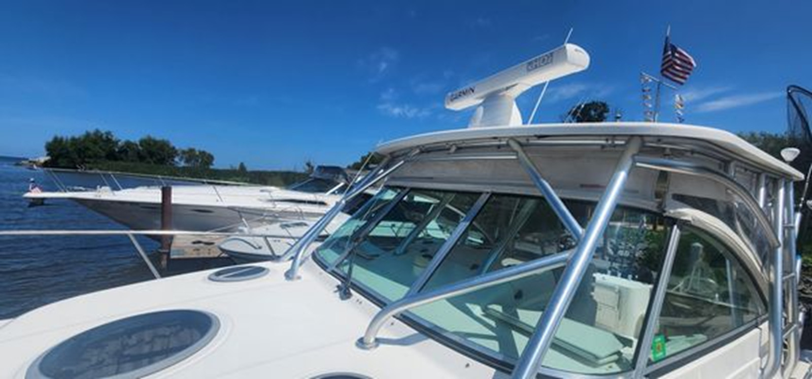 https://arconyachts.ams3.digitaloceanspaces.com/180329/conversions/large_3975169-optimize.jpg
