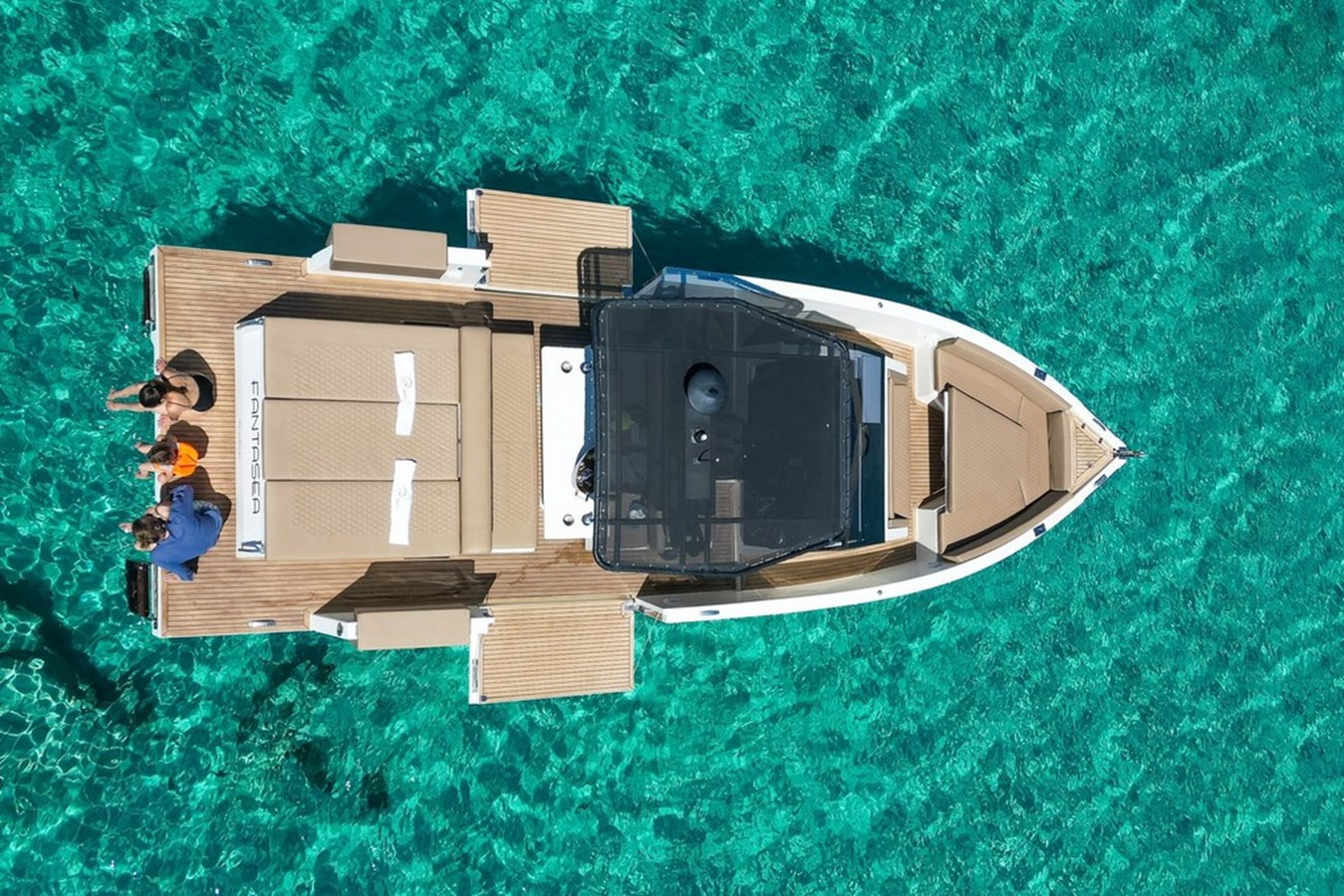 https://arconyachts.ams3.digitaloceanspaces.com/180530/conversions/large_4621585-optimize.jpg