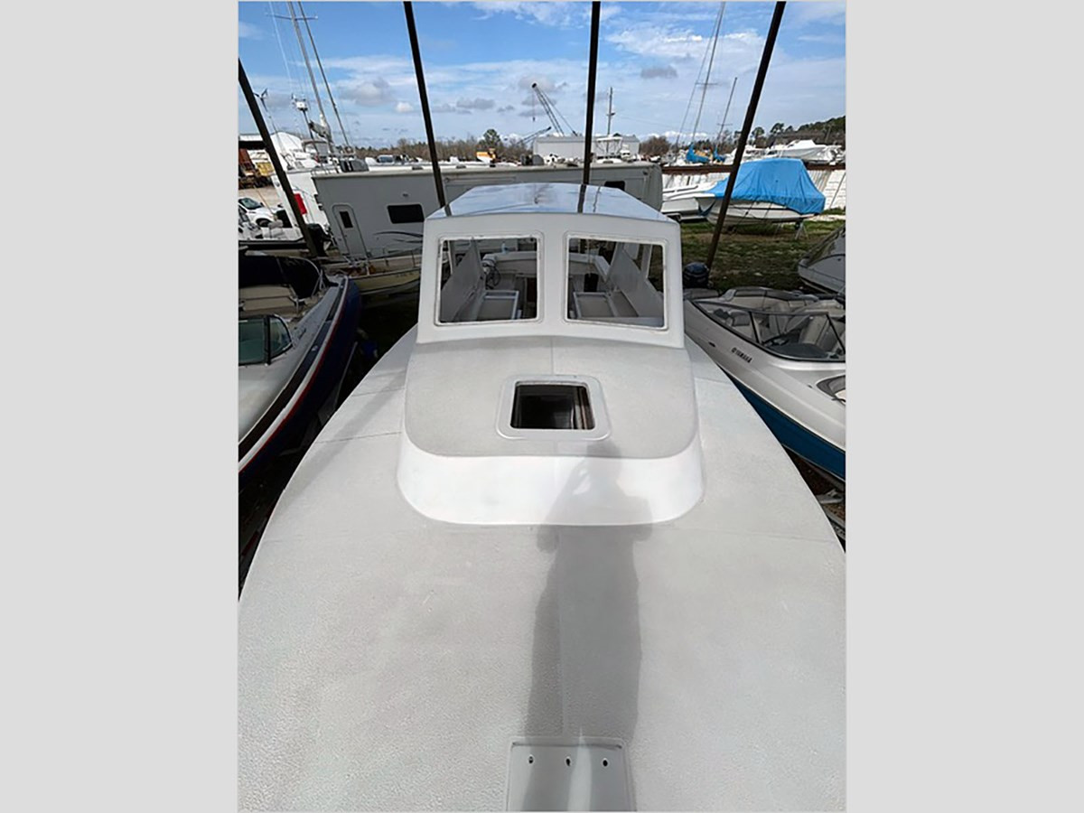 https://arconyachts.ams3.digitaloceanspaces.com/180532/conversions/large_4574016-optimize.jpg