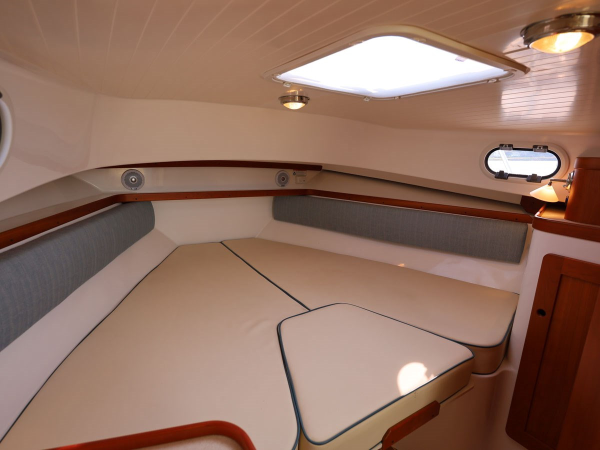 https://arconyachts.ams3.digitaloceanspaces.com/180657/conversions/large_4803726-optimize.jpg