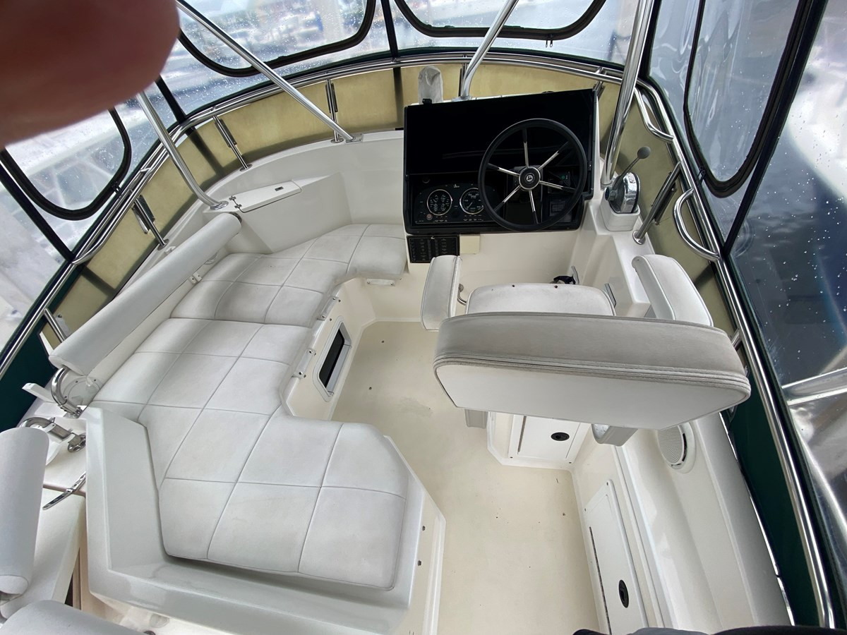 https://arconyachts.ams3.digitaloceanspaces.com/180727/conversions/large_3806969-optimize.jpg