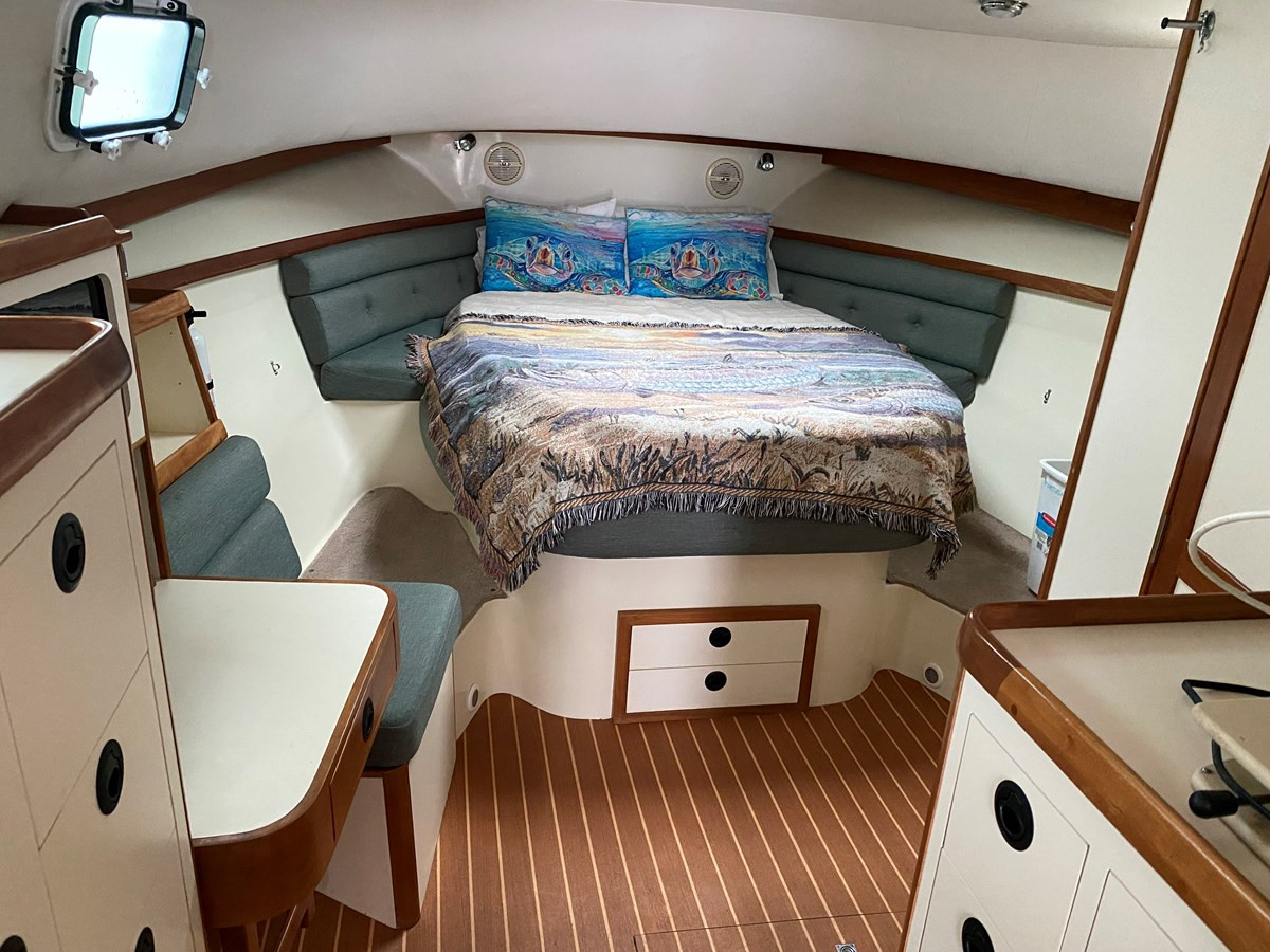 https://arconyachts.ams3.digitaloceanspaces.com/180744/conversions/large_3806975-optimize.jpg