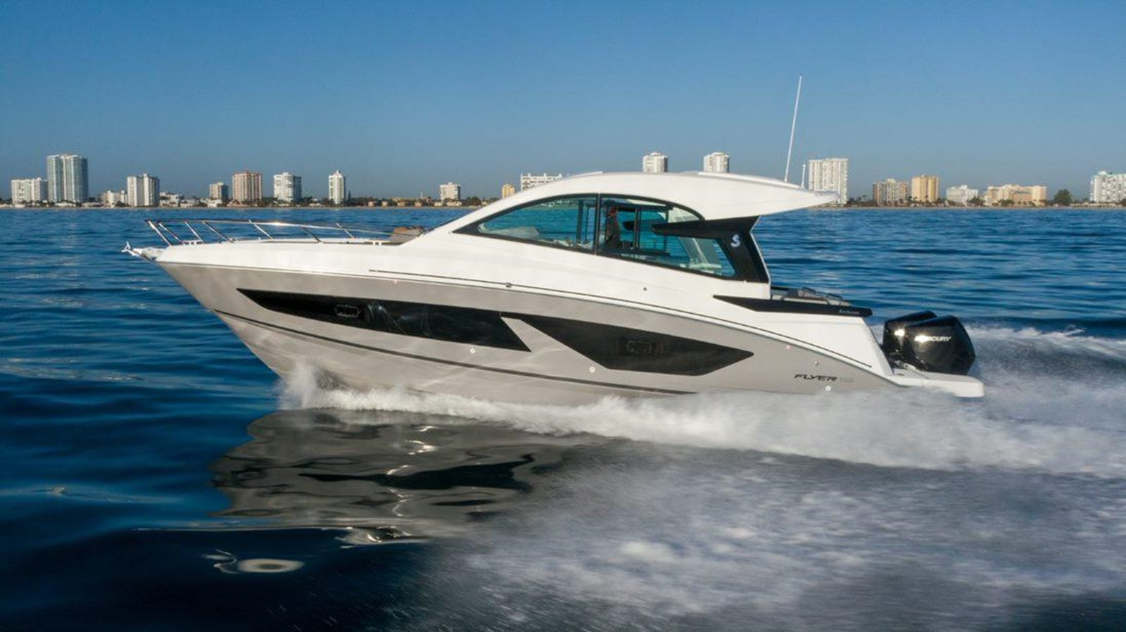 https://arconyachts.ams3.digitaloceanspaces.com/180784/conversions/large_3861661-optimize.jpg