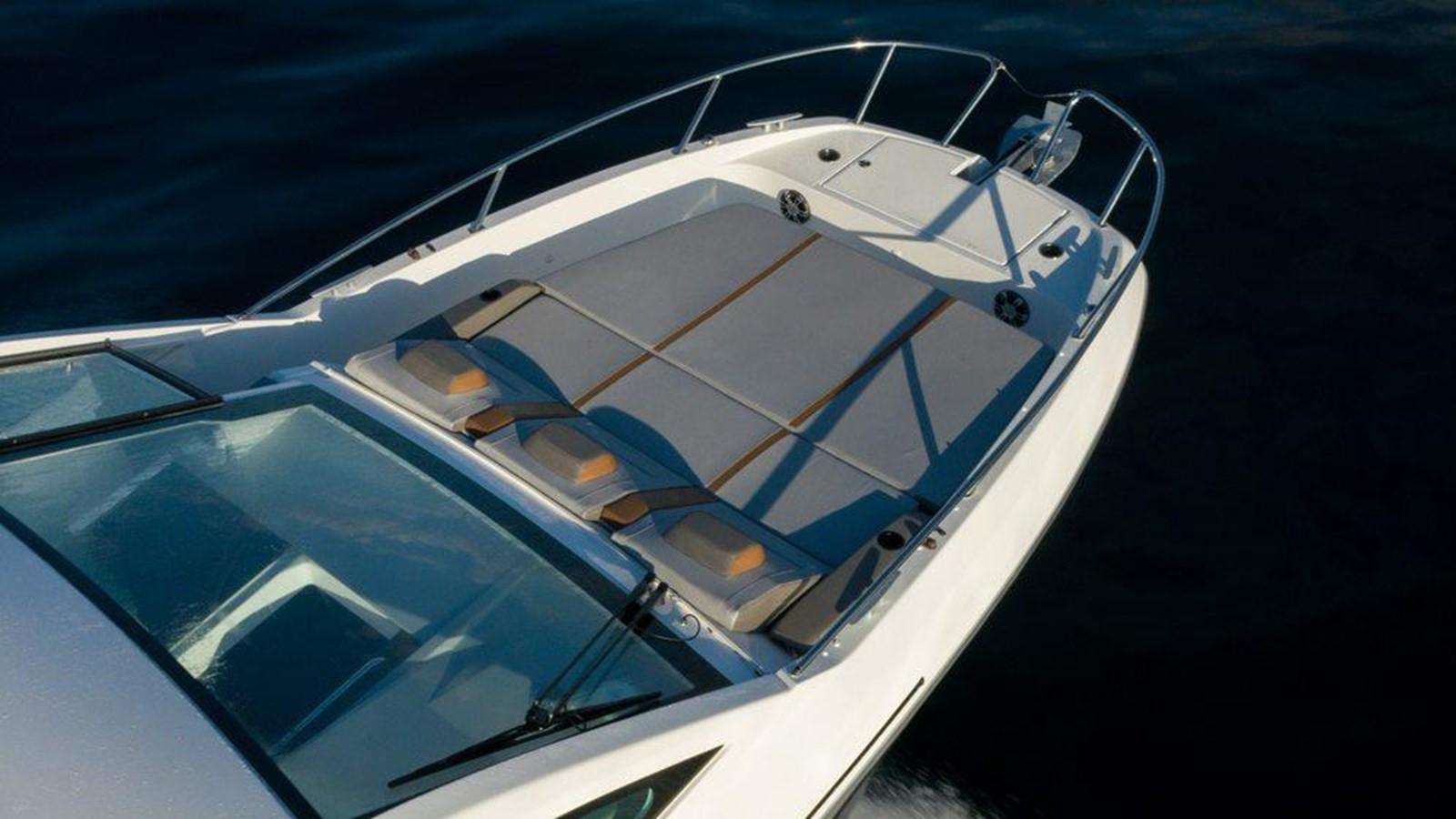 https://arconyachts.ams3.digitaloceanspaces.com/180798/conversions/large_3861666-optimize.jpg