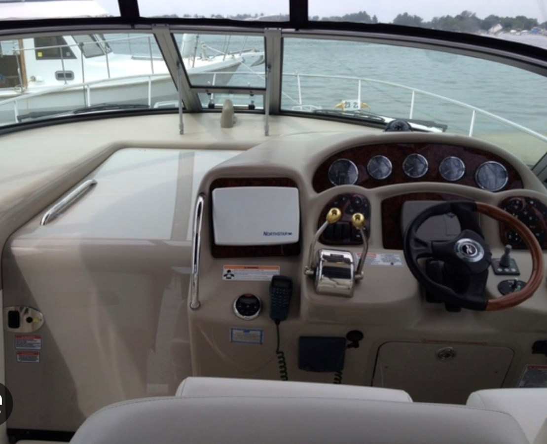 https://arconyachts.ams3.digitaloceanspaces.com/180802/conversions/large_3875514-optimize.jpg