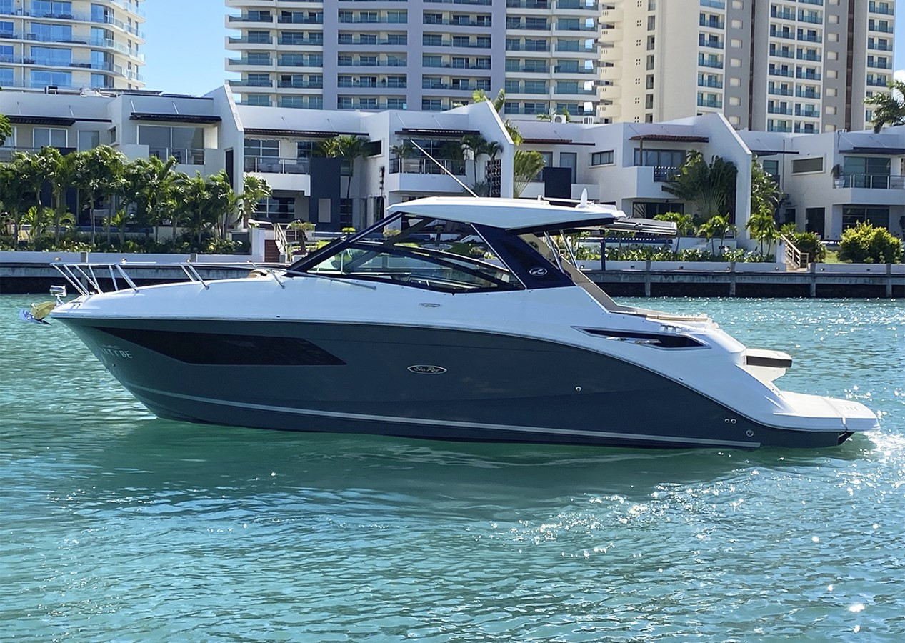 https://arconyachts.ams3.digitaloceanspaces.com/180869/conversions/large_4832323-optimize.jpg