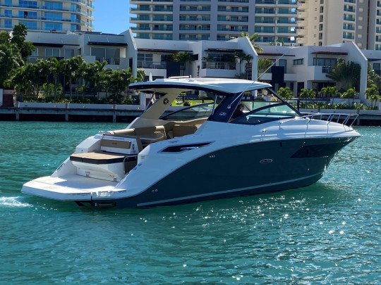 2022 SEA RAY 320 SUNDANCER @ CANCUN