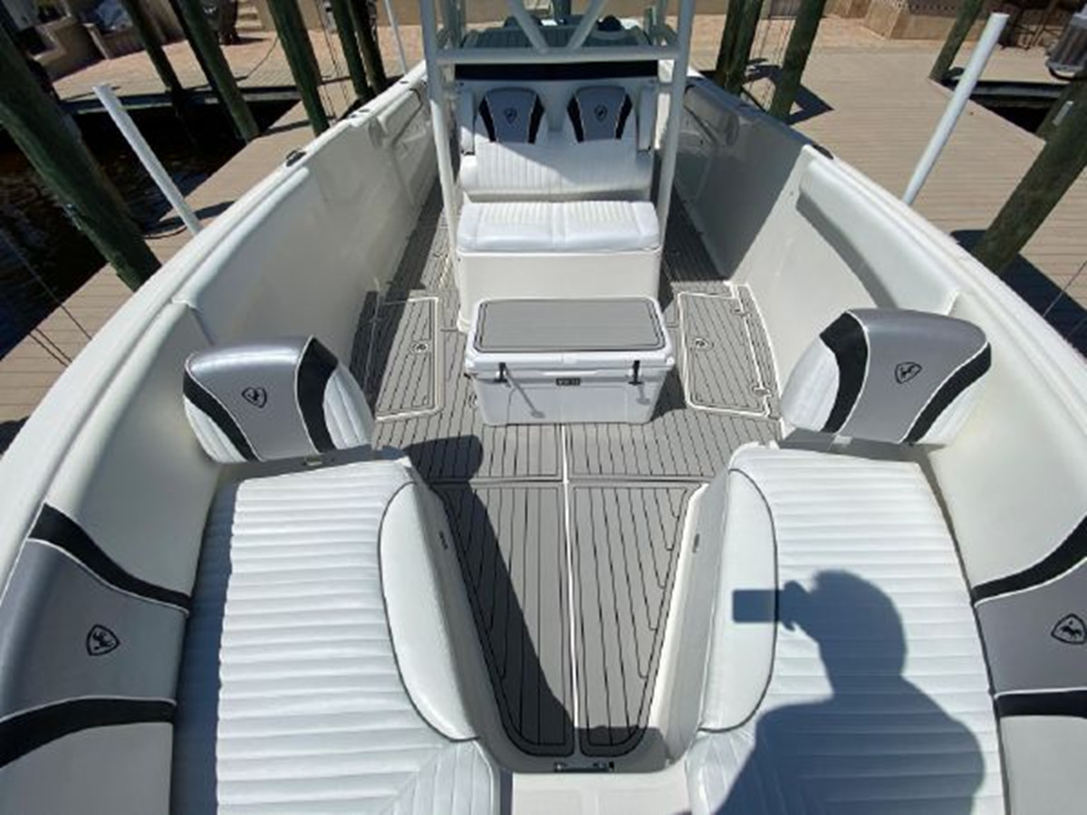 https://arconyachts.ams3.digitaloceanspaces.com/180921/conversions/large_3976555-optimize.jpg