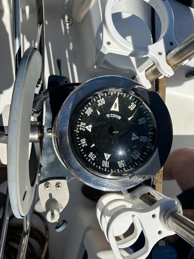 https://arconyachts.ams3.digitaloceanspaces.com/180989/conversions/large_4155463-optimize.jpg
