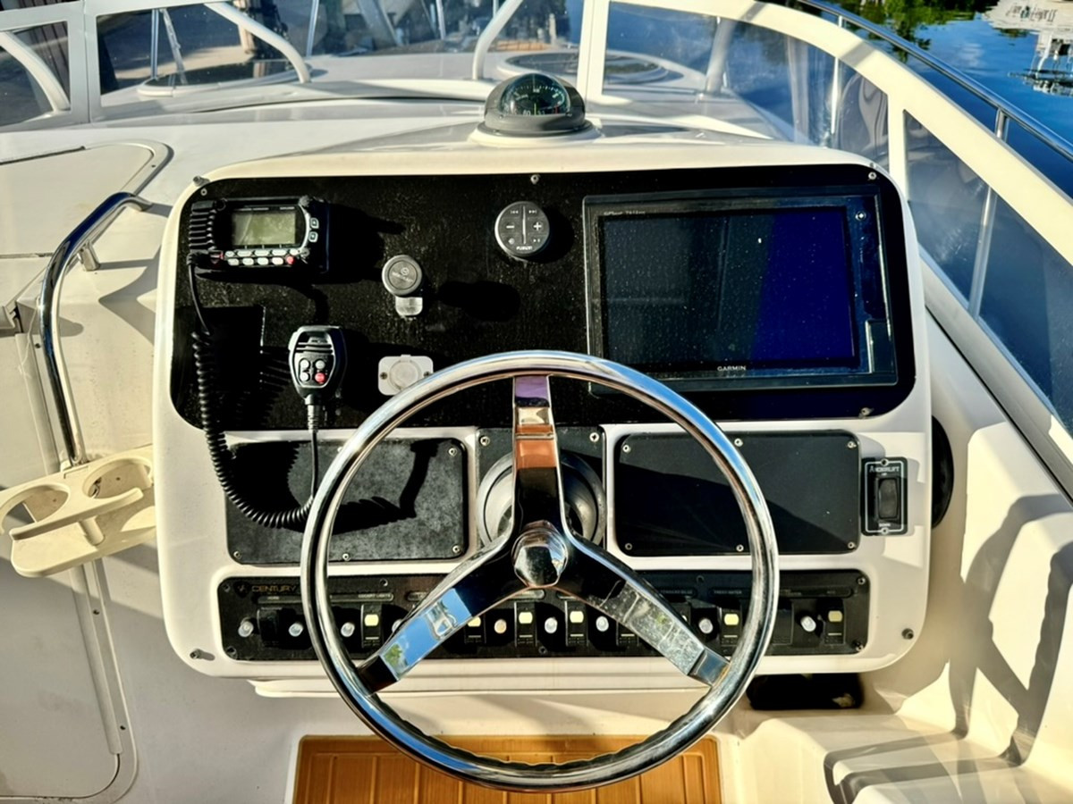 https://arconyachts.ams3.digitaloceanspaces.com/181111/conversions/large_4232802-optimize.jpg