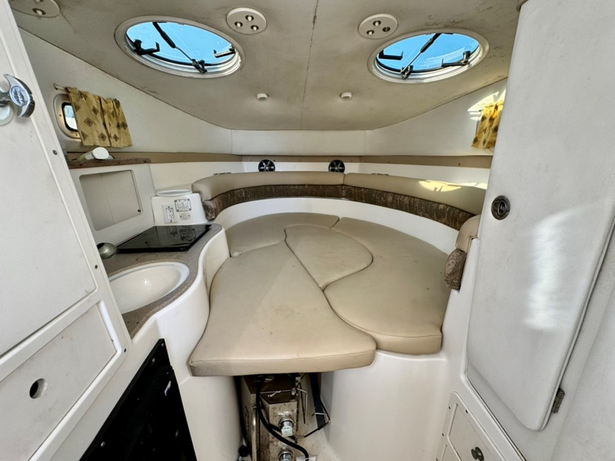 https://arconyachts.ams3.digitaloceanspaces.com/181132/conversions/large_4232809-optimize.jpg