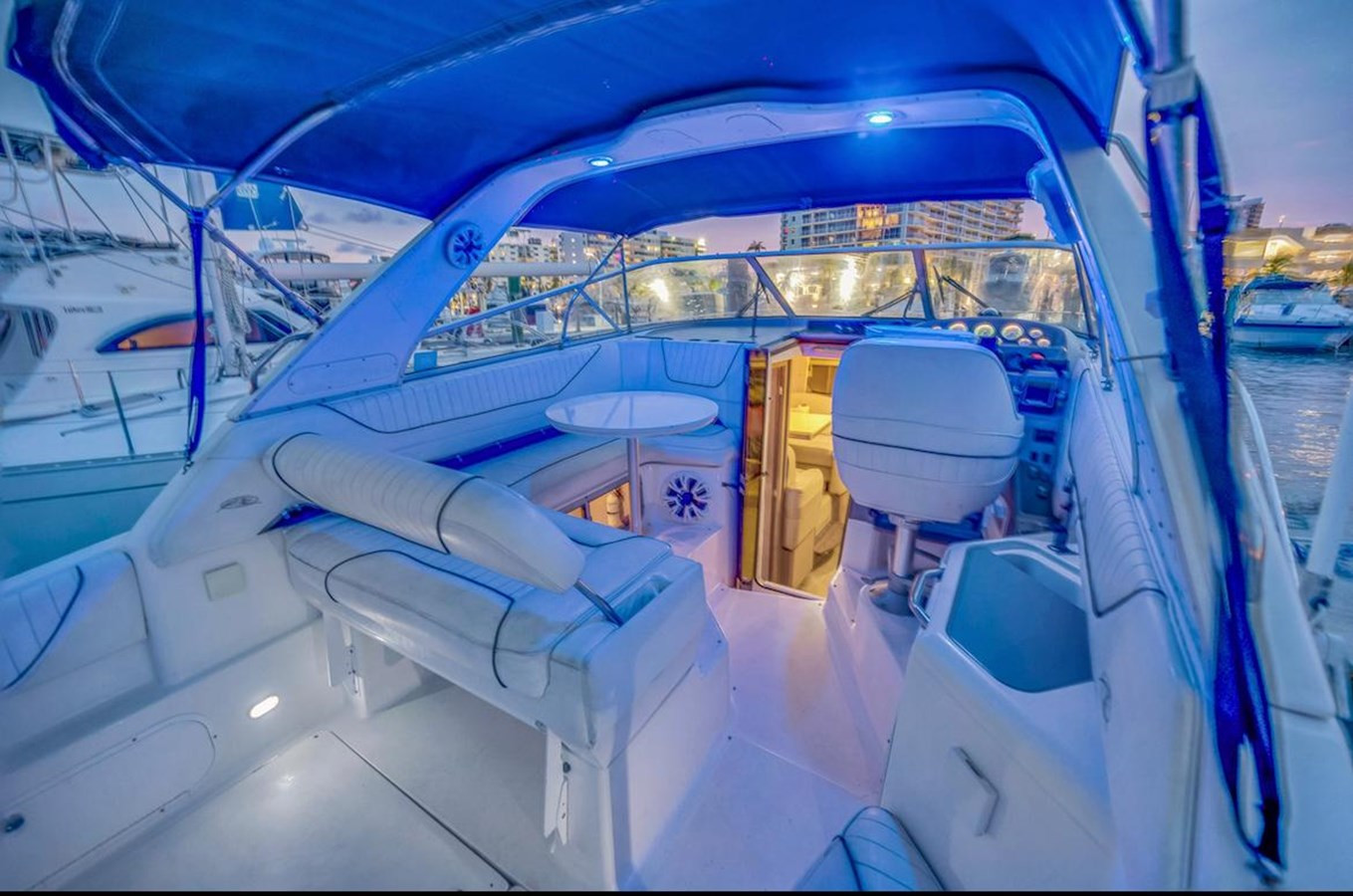 https://arconyachts.ams3.digitaloceanspaces.com/181173/conversions/large_4253134-optimize.jpg