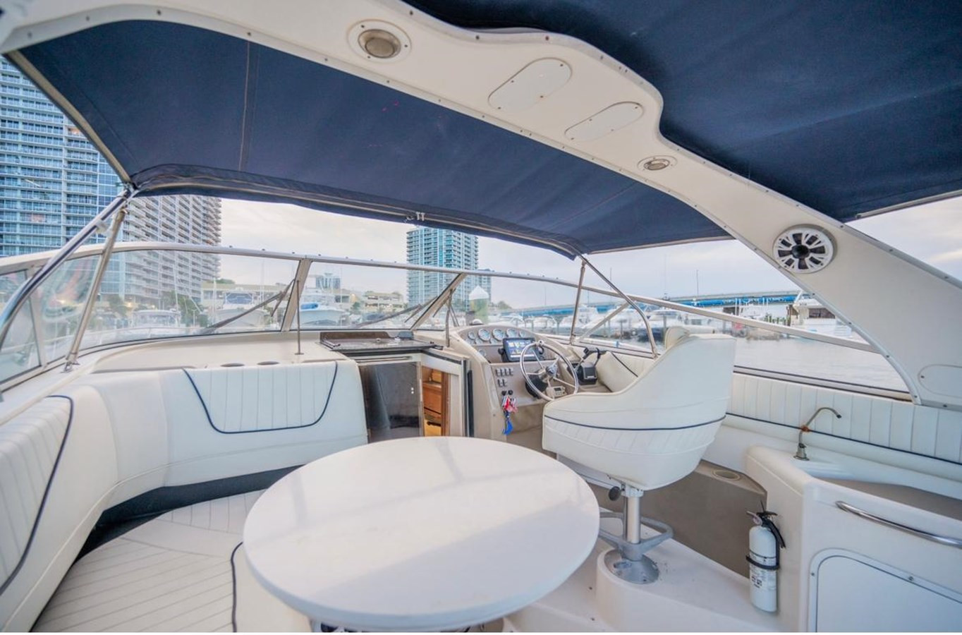https://arconyachts.ams3.digitaloceanspaces.com/181188/conversions/large_4253139-optimize.jpg