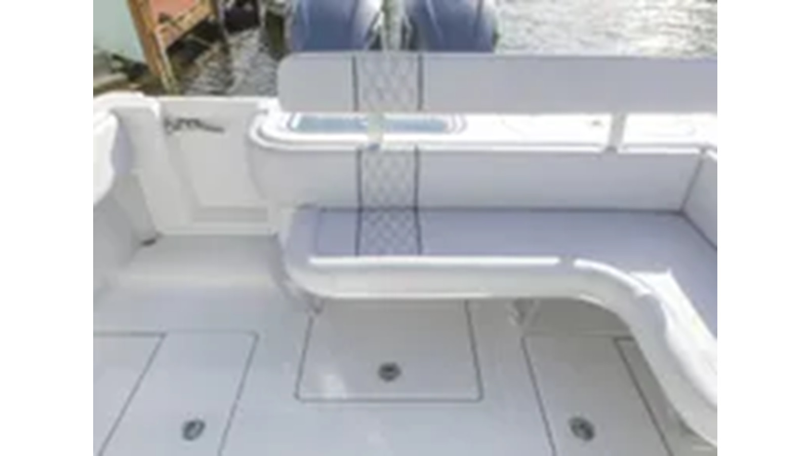 https://arconyachts.ams3.digitaloceanspaces.com/181333/conversions/large_4328076-optimize.jpg