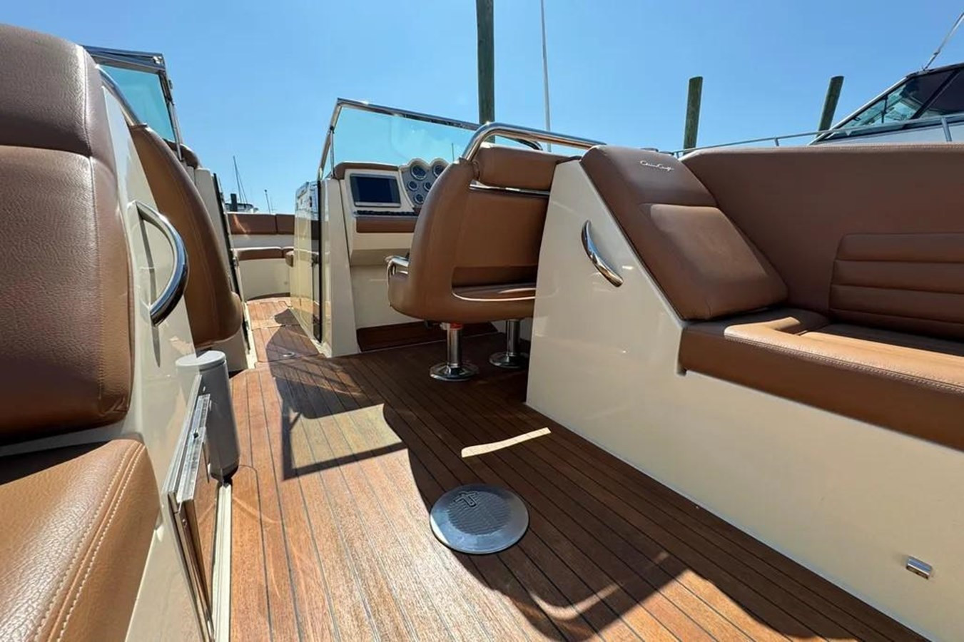 https://arconyachts.ams3.digitaloceanspaces.com/181378/conversions/large_4370448-optimize.jpg