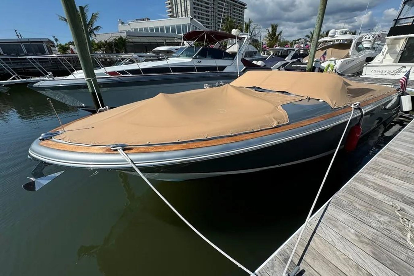 https://arconyachts.ams3.digitaloceanspaces.com/181402/conversions/large_4370457-optimize.jpg