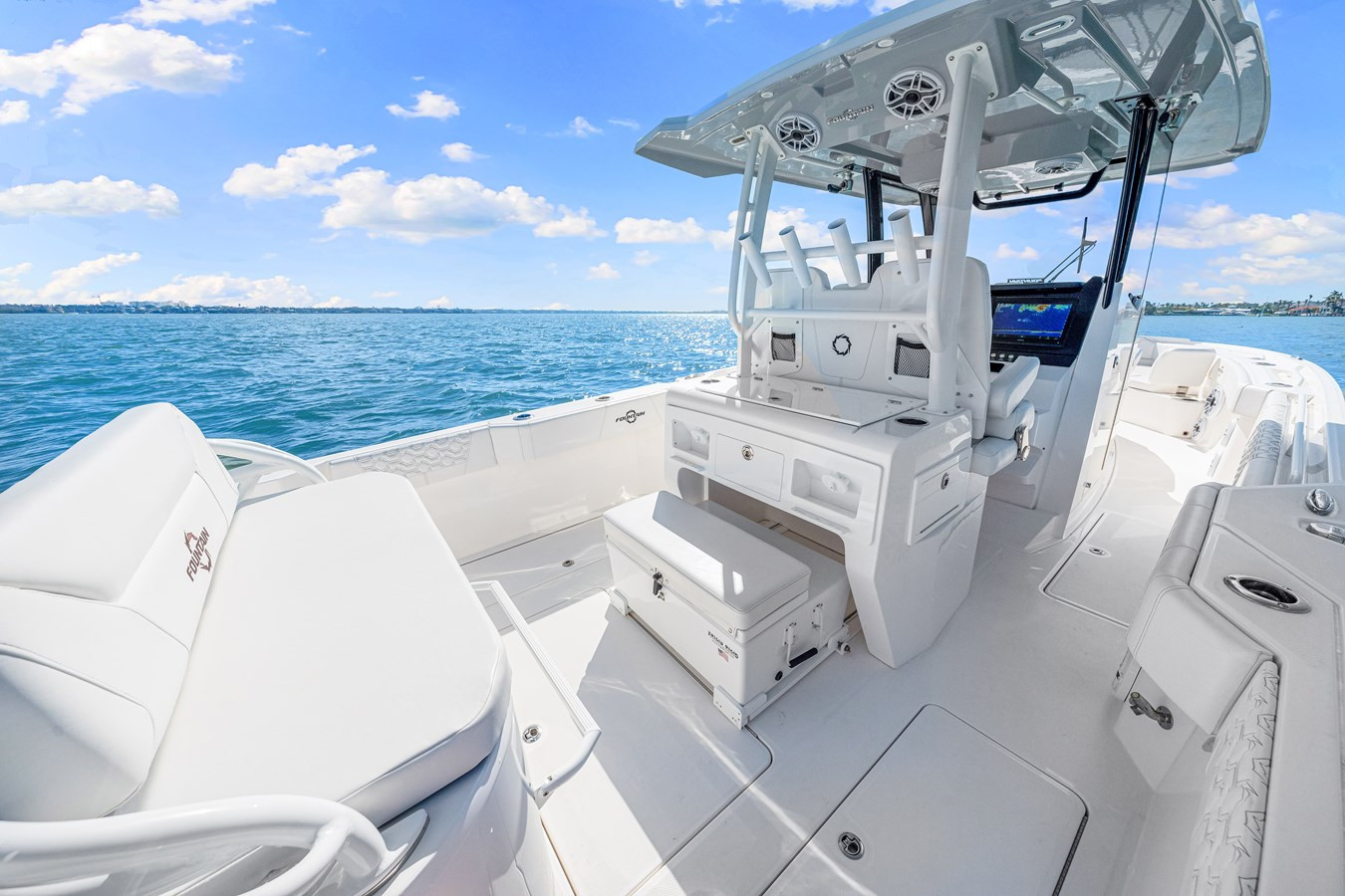https://arconyachts.ams3.digitaloceanspaces.com/181574/conversions/large_4565103-optimize.jpg