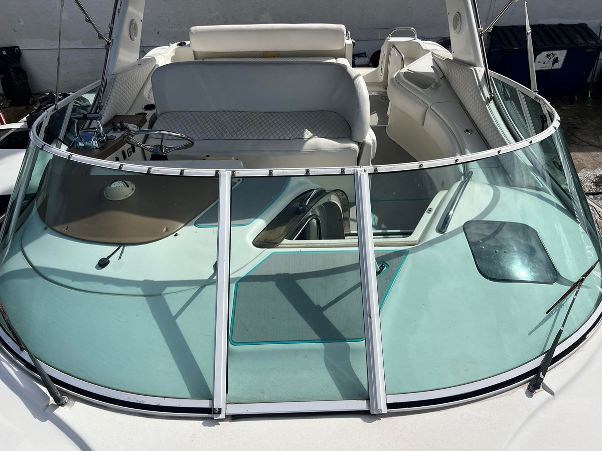 https://arconyachts.ams3.digitaloceanspaces.com/181603/conversions/large_4581933-optimize.jpg