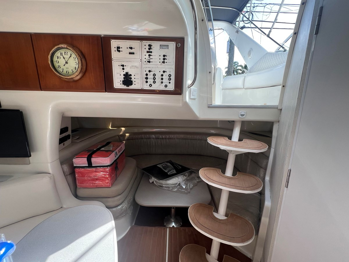 https://arconyachts.ams3.digitaloceanspaces.com/181671/conversions/large_4581956-optimize.jpg