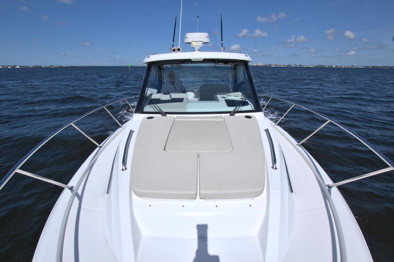 https://arconyachts.ams3.digitaloceanspaces.com/181803/conversions/large_4706511-optimize.jpg