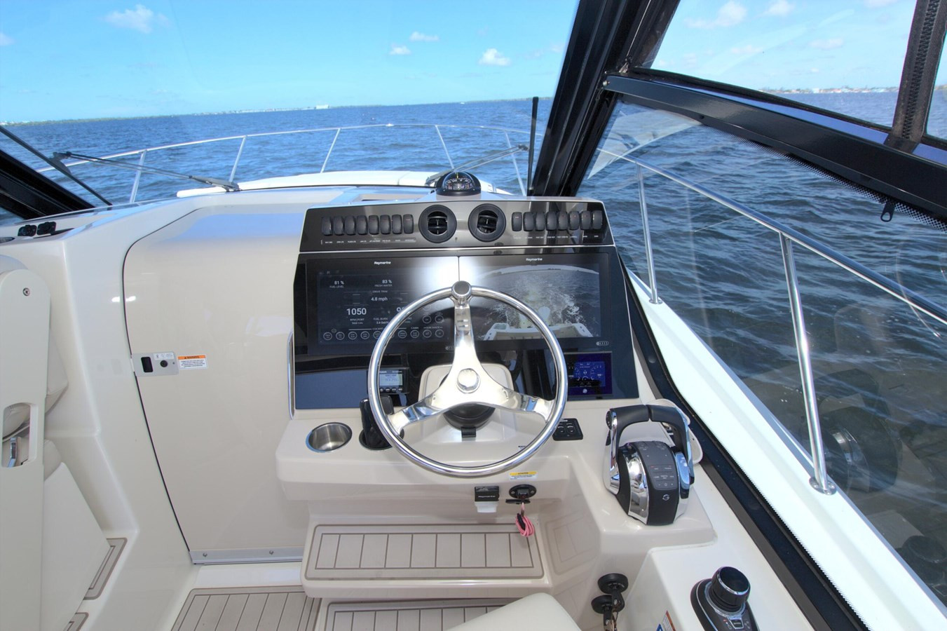 https://arconyachts.ams3.digitaloceanspaces.com/181866/conversions/large_4706531-optimize.jpg