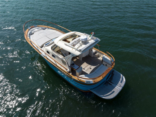 2022 FRATELLI APREA SORRENTO 32 HARD TOP