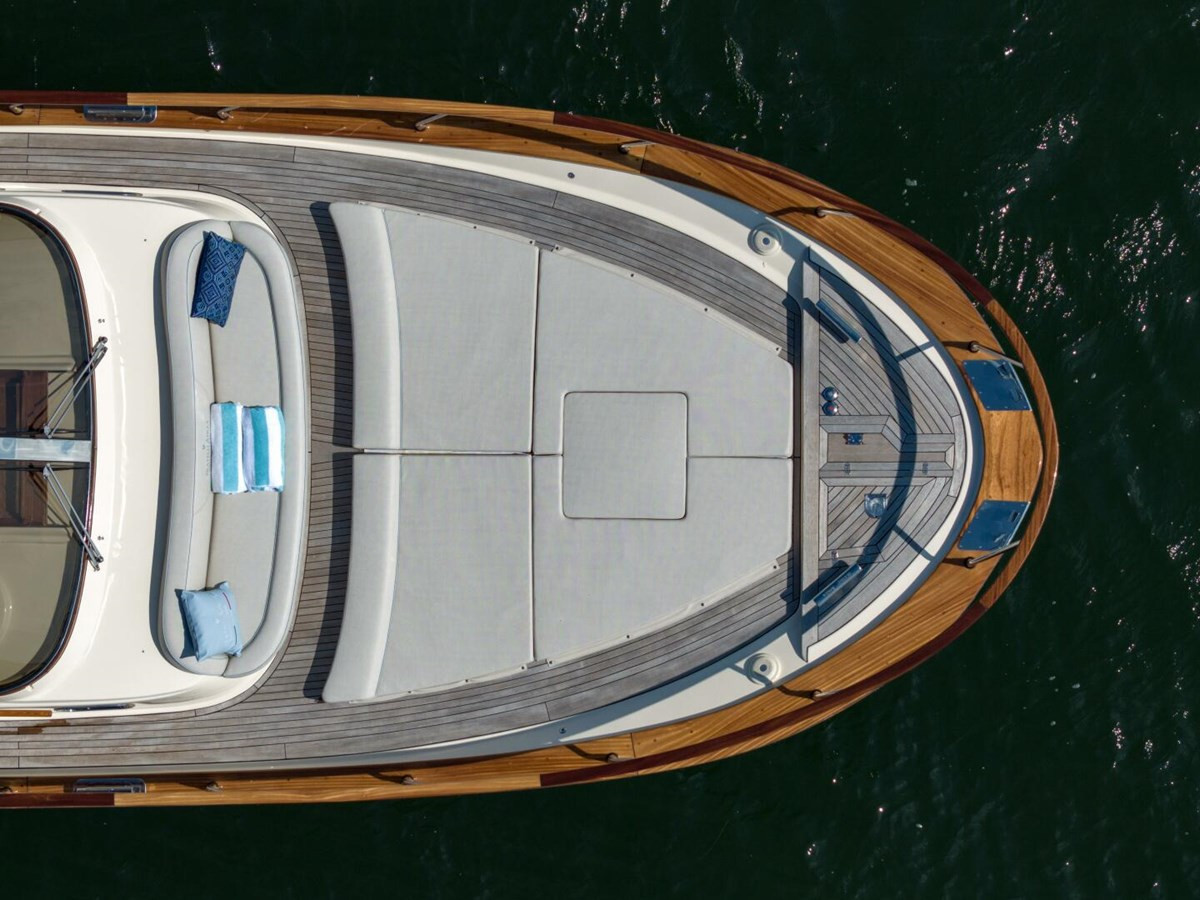 https://arconyachts.ams3.digitaloceanspaces.com/182091/conversions/large_4598191-optimize.jpg