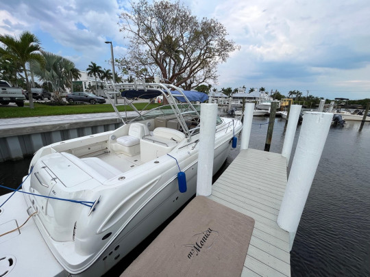 2005 SEA RAY 290 AMBERJACK