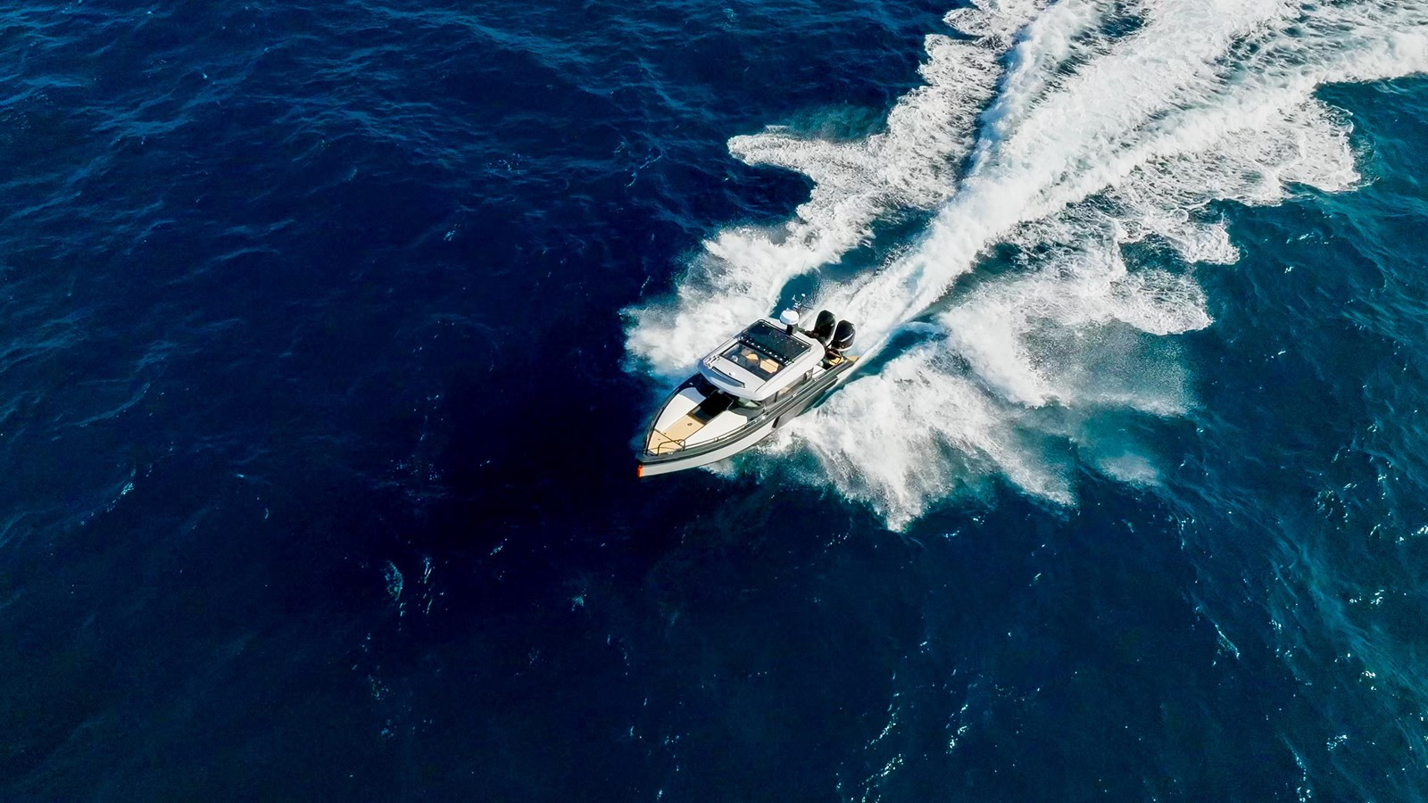 https://arconyachts.ams3.digitaloceanspaces.com/182346/conversions/large_4128050-optimize.jpg