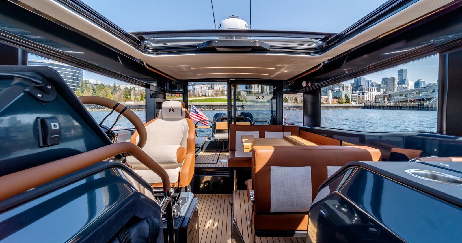 https://arconyachts.ams3.digitaloceanspaces.com/182383/conversions/large_4128063-optimize.jpg