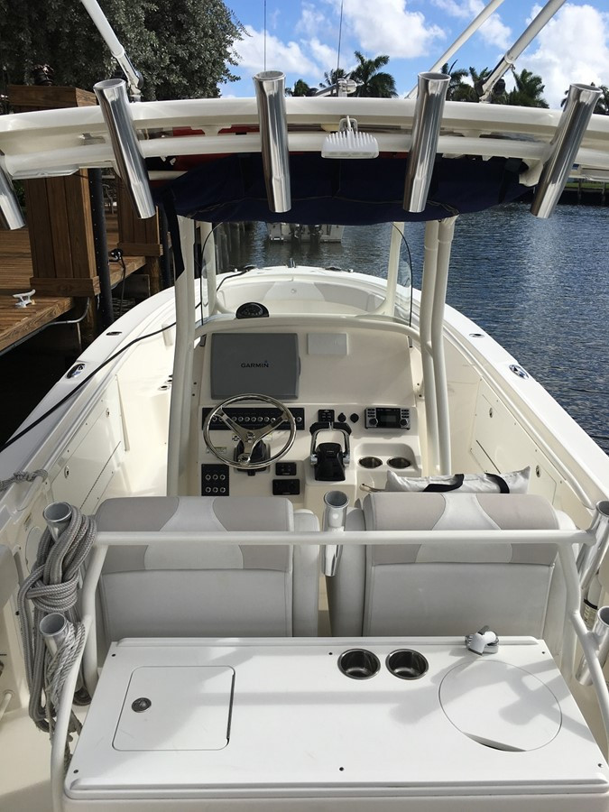 https://arconyachts.ams3.digitaloceanspaces.com/182462/conversions/large_1682518-optimize.jpg