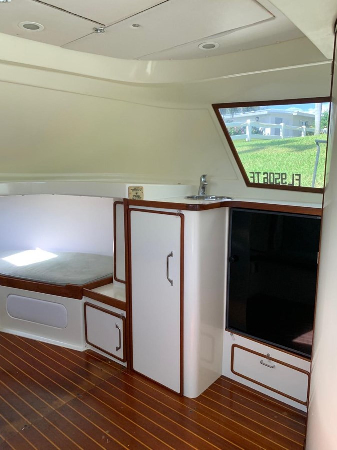 https://arconyachts.ams3.digitaloceanspaces.com/182466/conversions/large_4319246-optimize.jpg