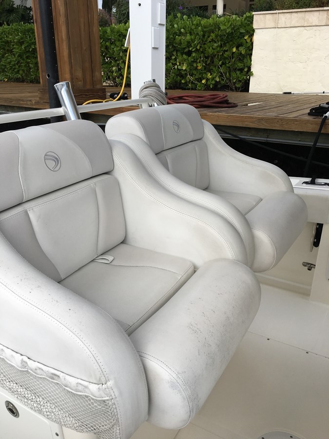 https://arconyachts.ams3.digitaloceanspaces.com/182475/conversions/large_1682522-optimize.jpg