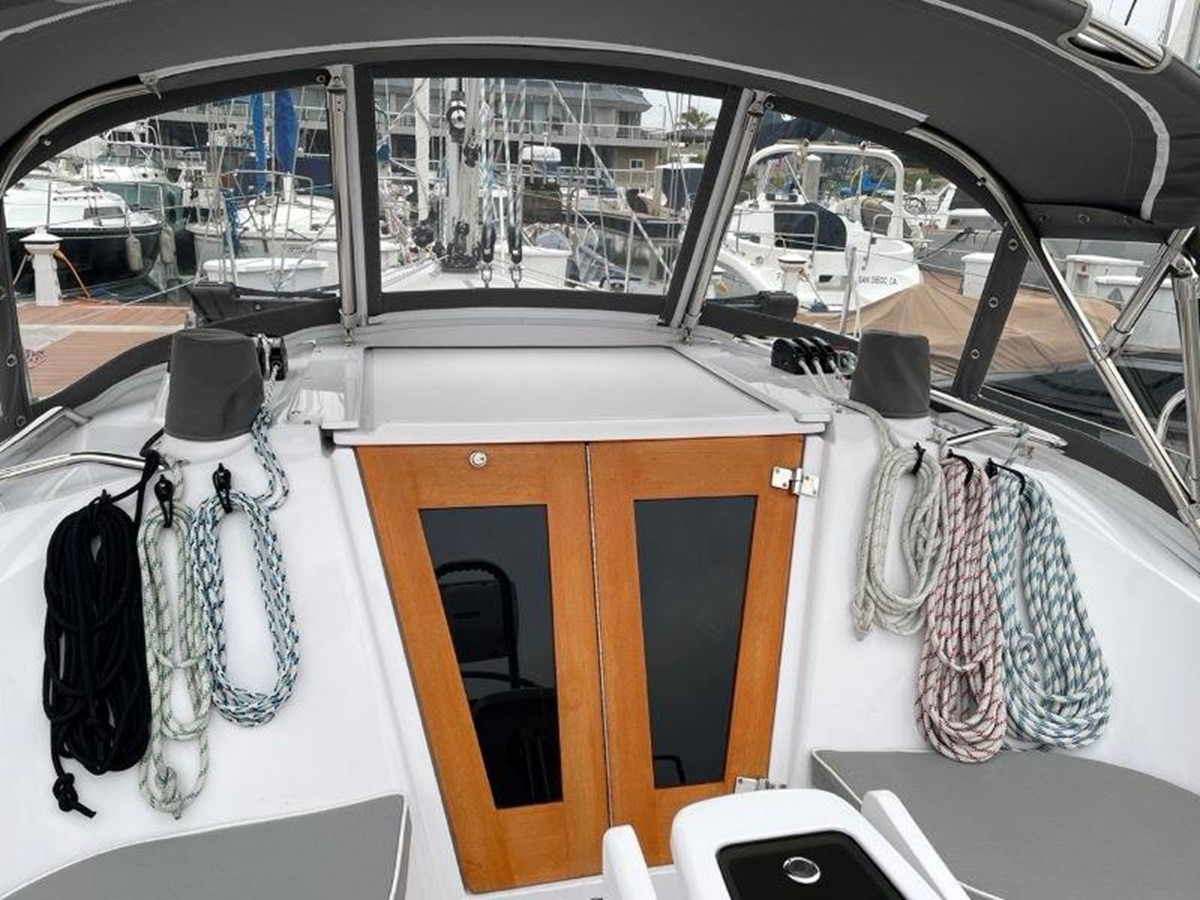 https://arconyachts.ams3.digitaloceanspaces.com/182652/conversions/large_4095864-optimize.jpg