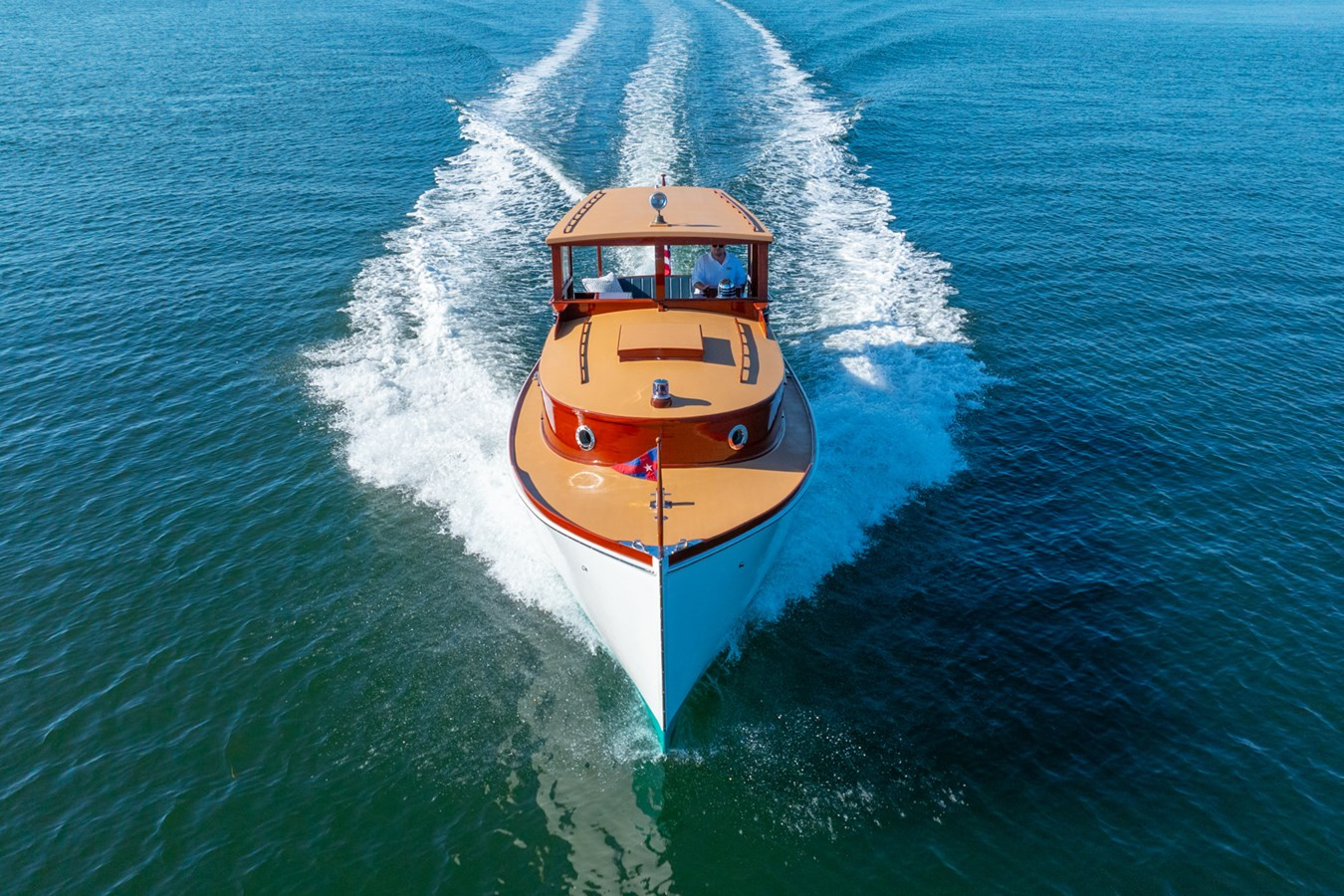 https://arconyachts.ams3.digitaloceanspaces.com/182941/conversions/large_4326267-optimize.jpg