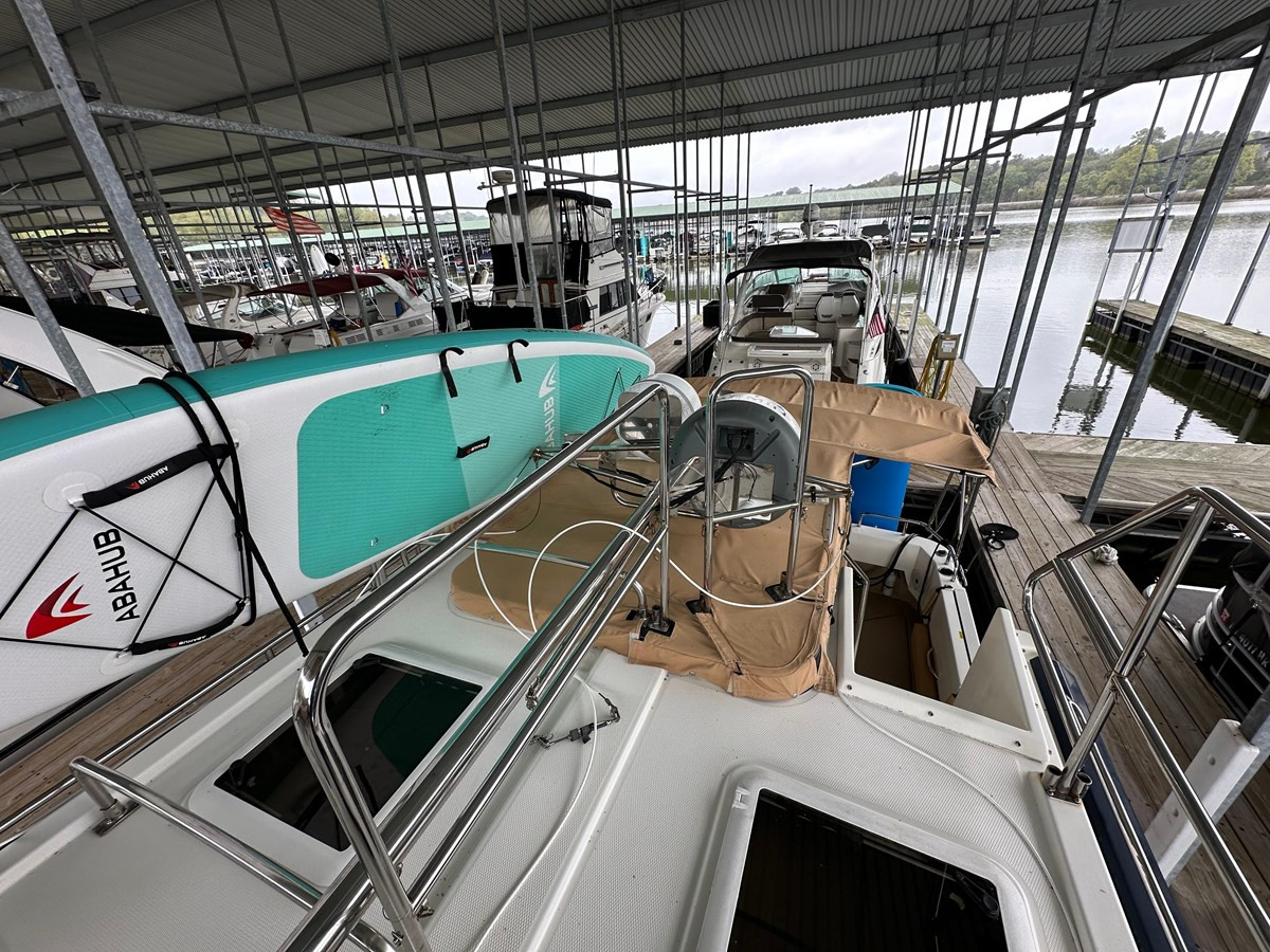 https://arconyachts.ams3.digitaloceanspaces.com/182994/conversions/large_4379100-optimize.jpg