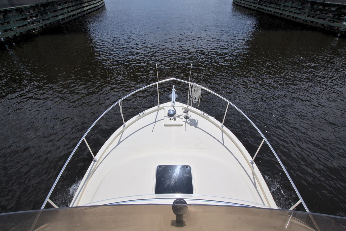 https://arconyachts.ams3.digitaloceanspaces.com/183077/conversions/large_4855741-optimize.jpg
