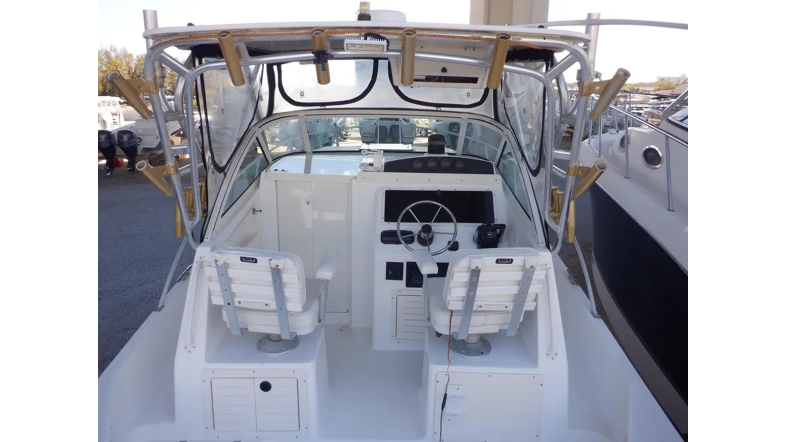 https://arconyachts.ams3.digitaloceanspaces.com/183230/conversions/large_4235069-optimize.jpg