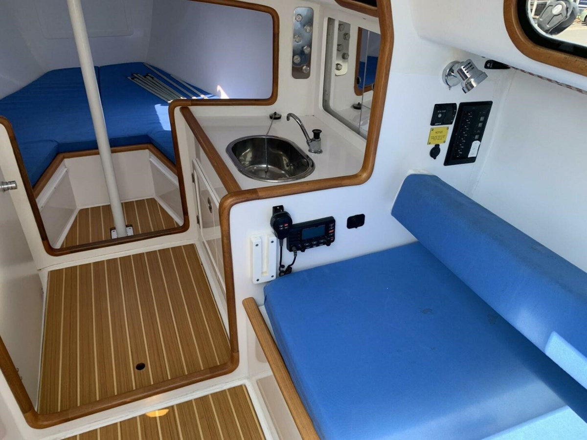https://arconyachts.ams3.digitaloceanspaces.com/183366/conversions/large_4601032-optimize.jpg