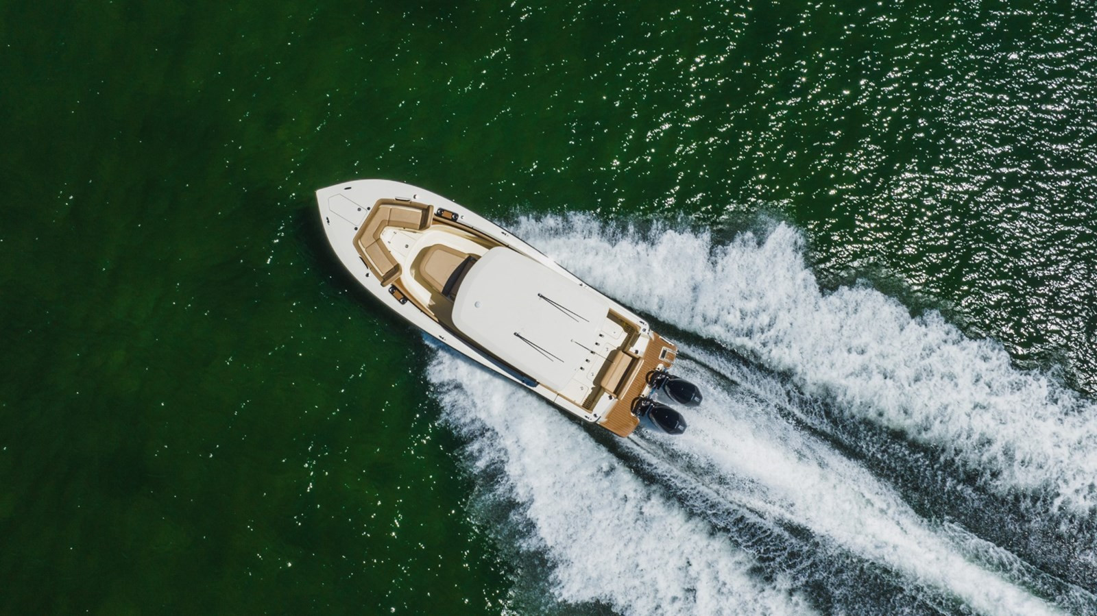 https://arconyachts.ams3.digitaloceanspaces.com/183603/conversions/large_4757031-optimize.jpg