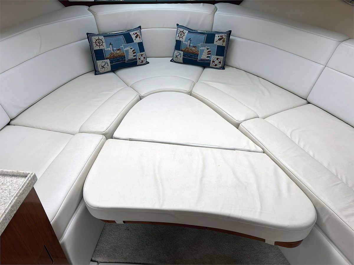 https://arconyachts.ams3.digitaloceanspaces.com/183626/conversions/large_4857390-optimize.jpg