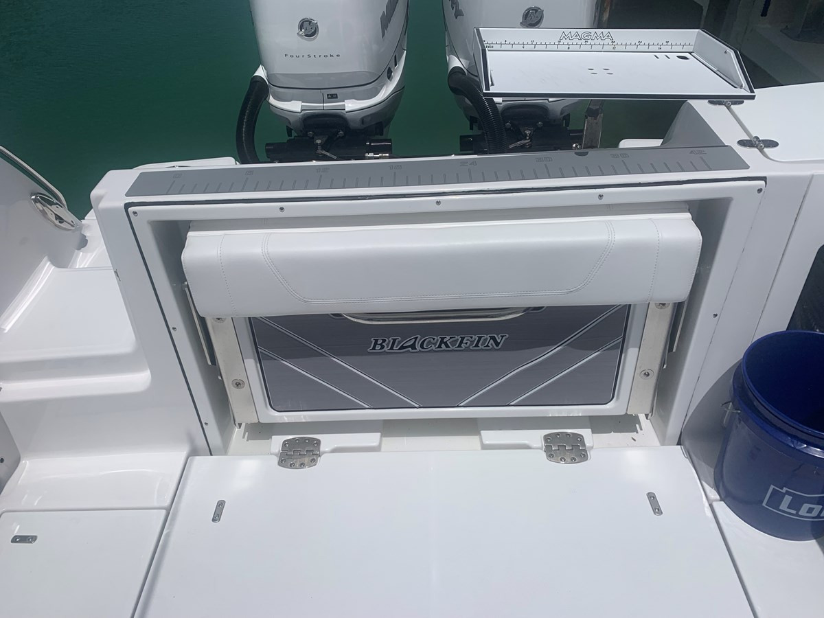 https://arconyachts.ams3.digitaloceanspaces.com/183817/conversions/large_3877795-optimize.jpg